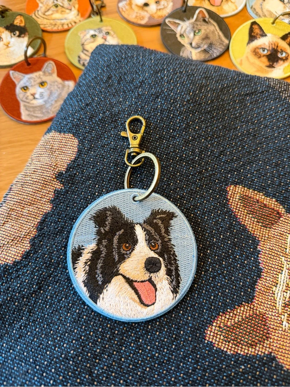 Double-Sided Embroidered Keychain – Border Collie Style Bag Charm